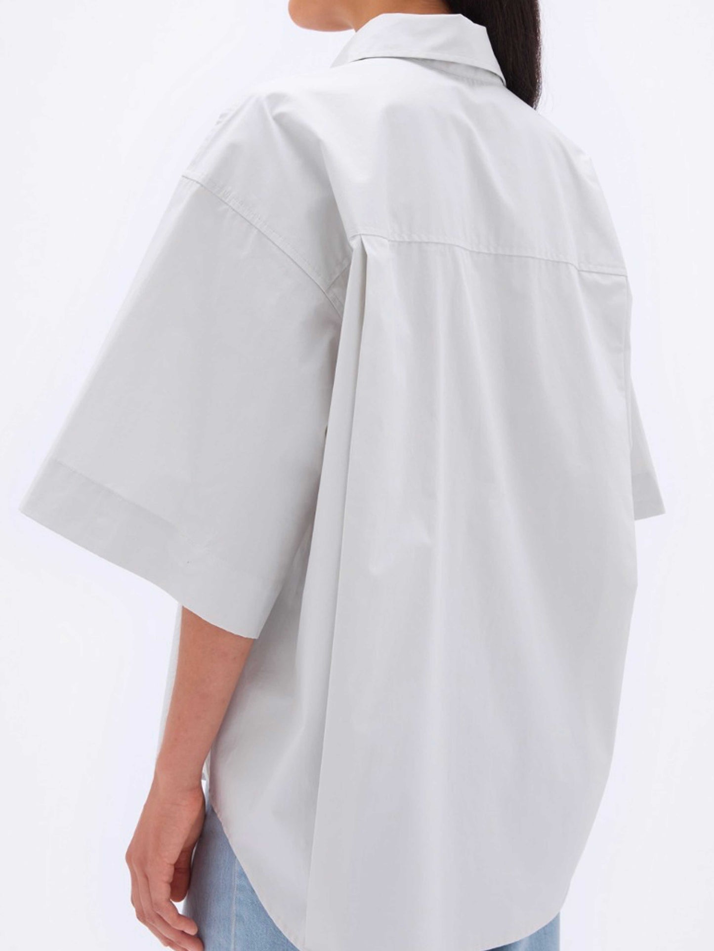 chemise grise manches courtes oversize